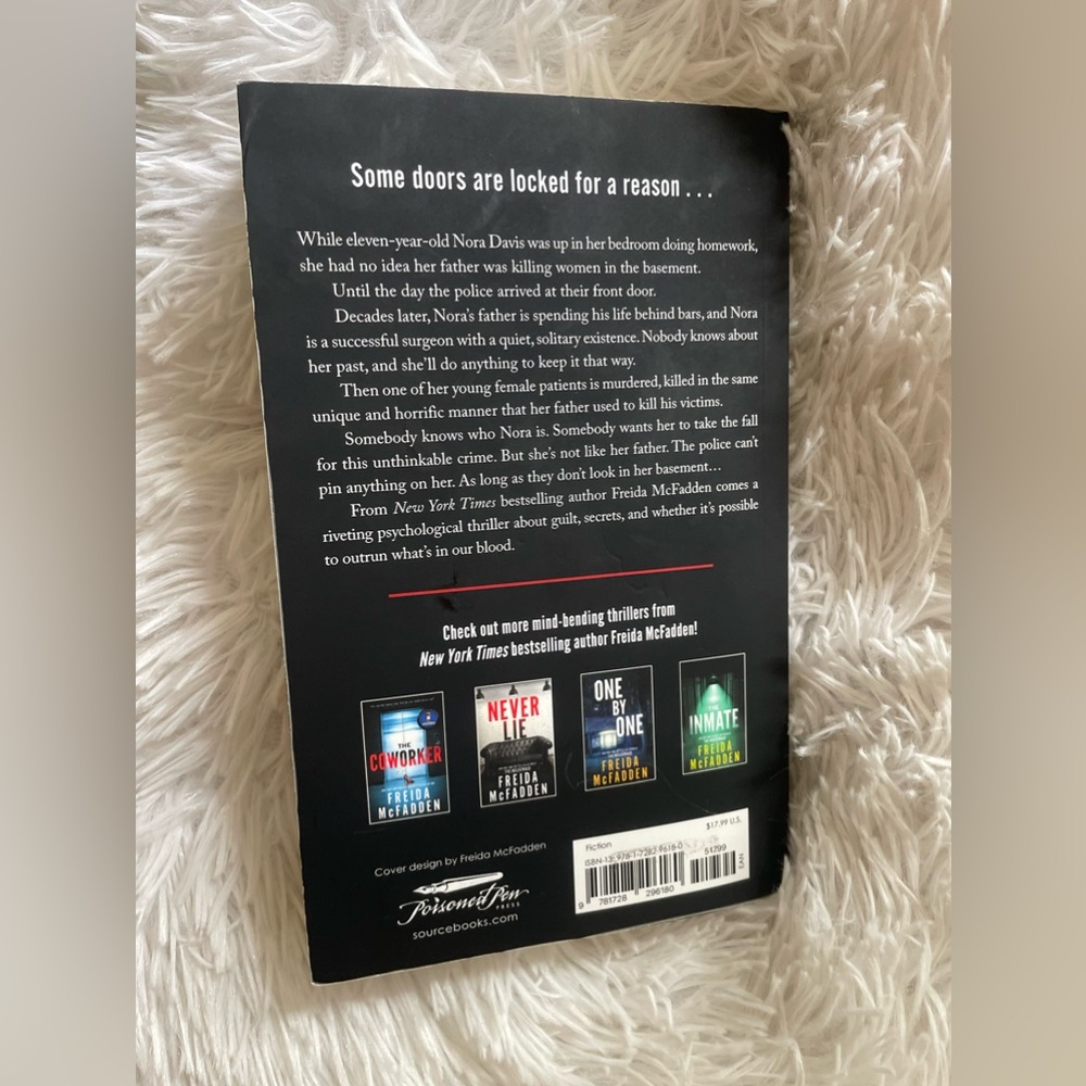 Paperback book - Picture 2 of 2